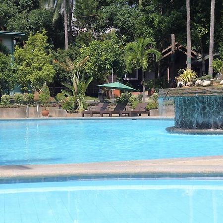 Batangas Country Club Hotel Eksteriør billede
