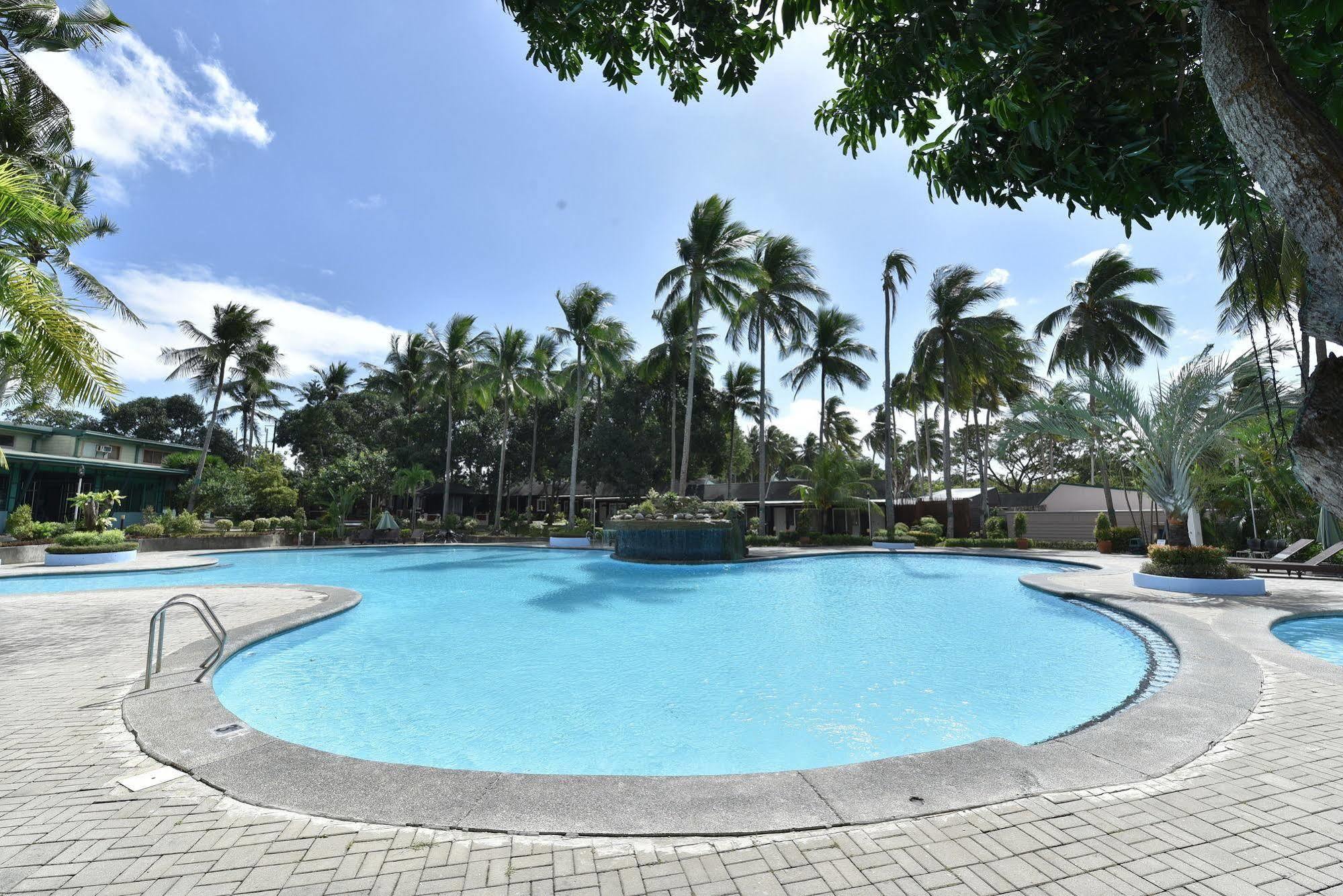 Batangas Country Club Hotel Eksteriør billede