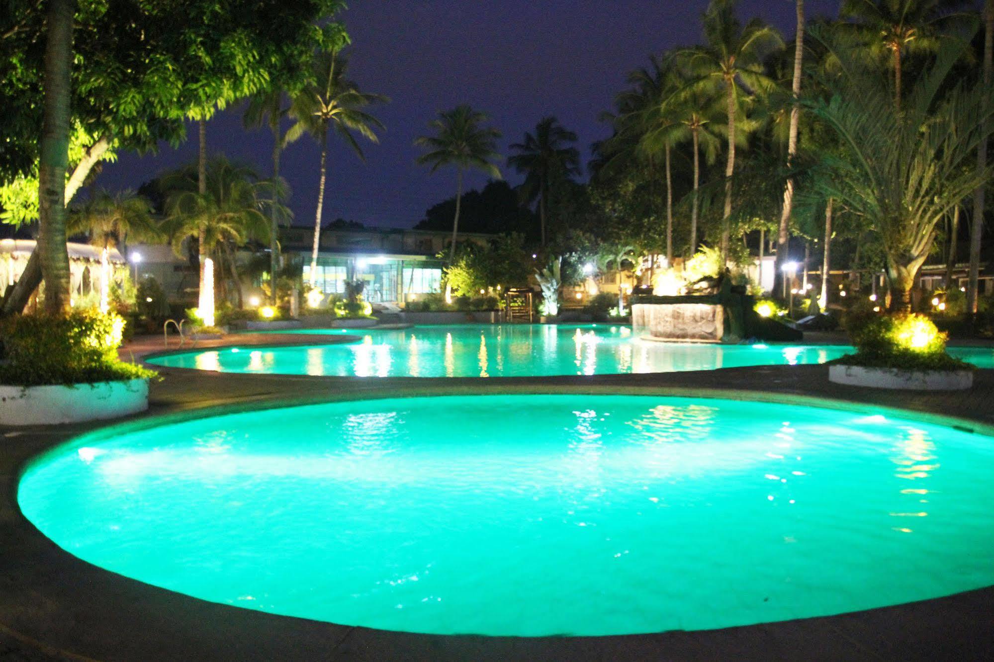 Batangas Country Club Hotel Eksteriør billede