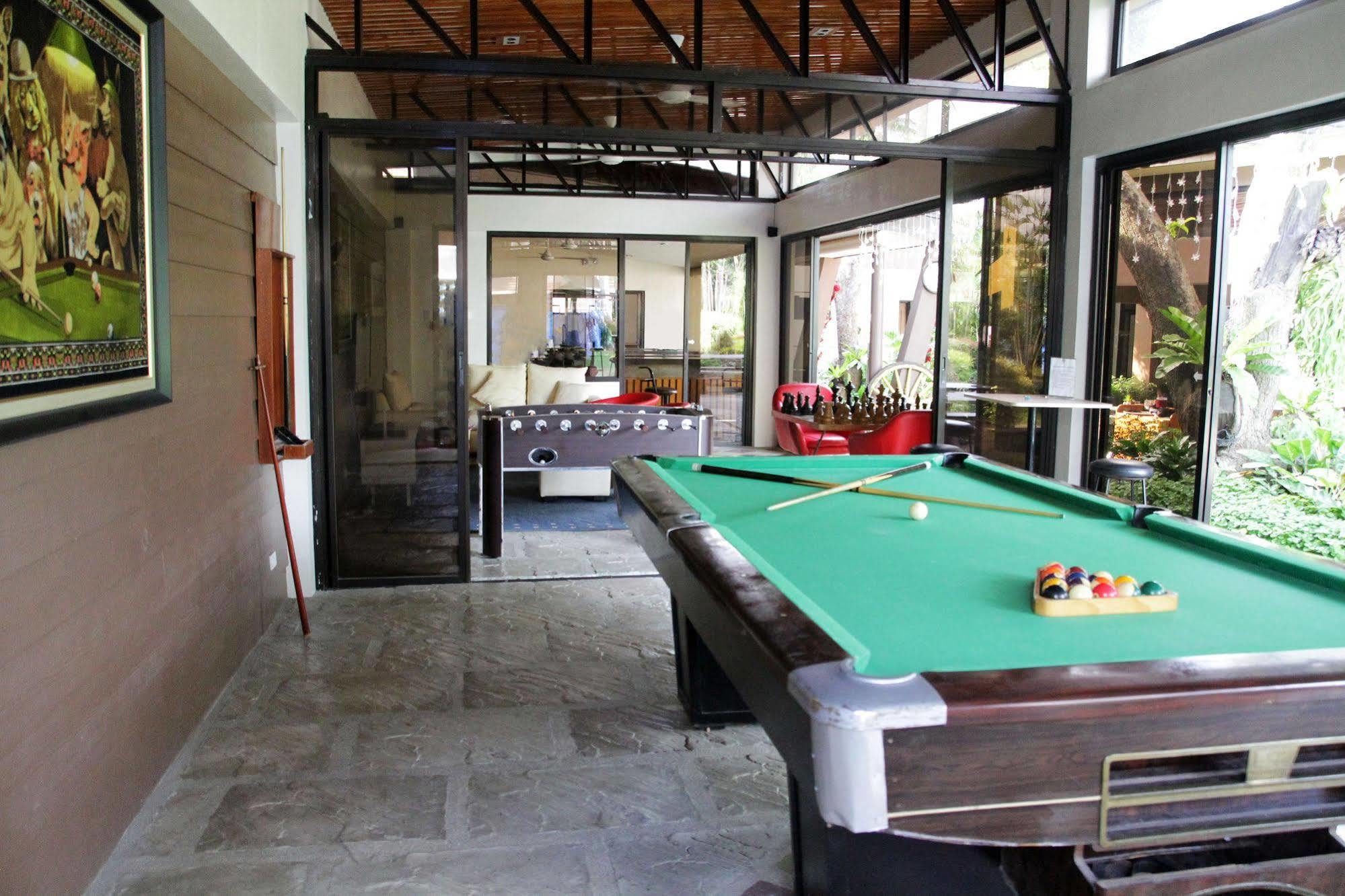 Batangas Country Club Hotel Eksteriør billede