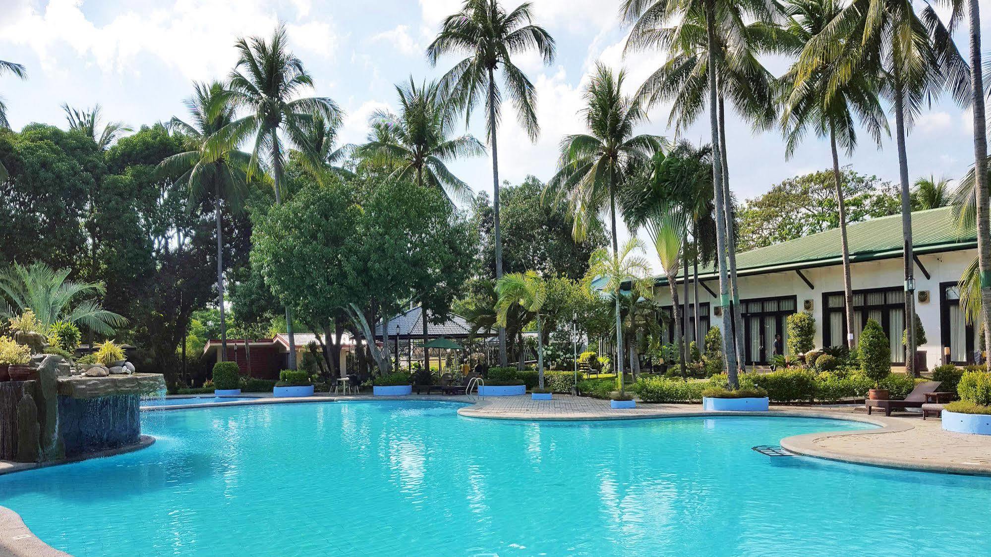 Batangas Country Club Hotel Eksteriør billede